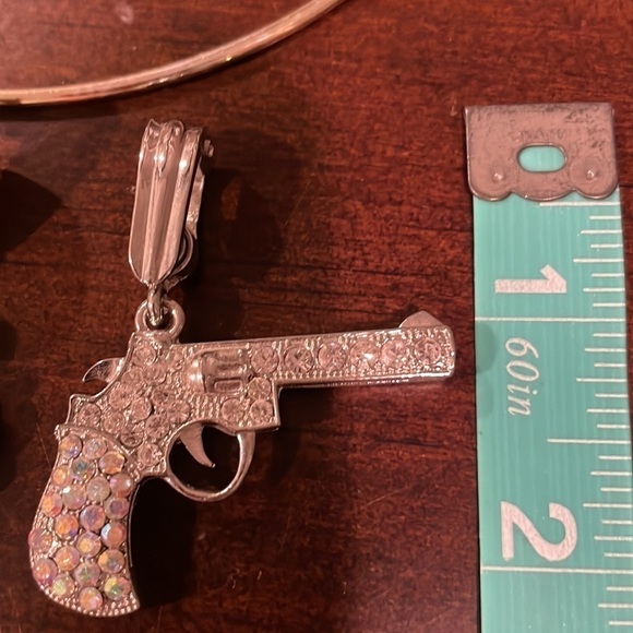 Stiff Collar Necklace with 4 Pendants Fashion Jewelry - Picture 7 of 11